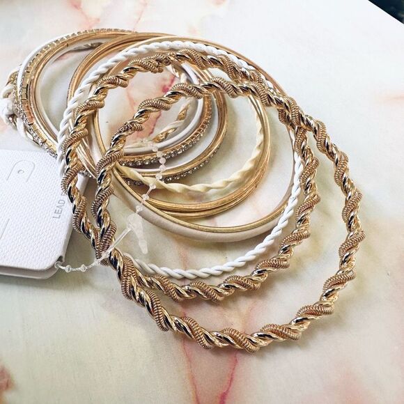 La Cotton gold tone bracelet bundle of 13 - Picture 5 of 8